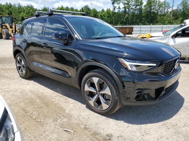 VOLVO XC40 PLUS 2023