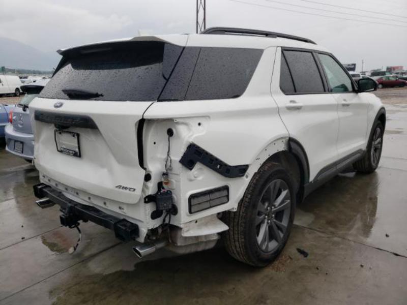 FORD EXPLORER XLT 2021