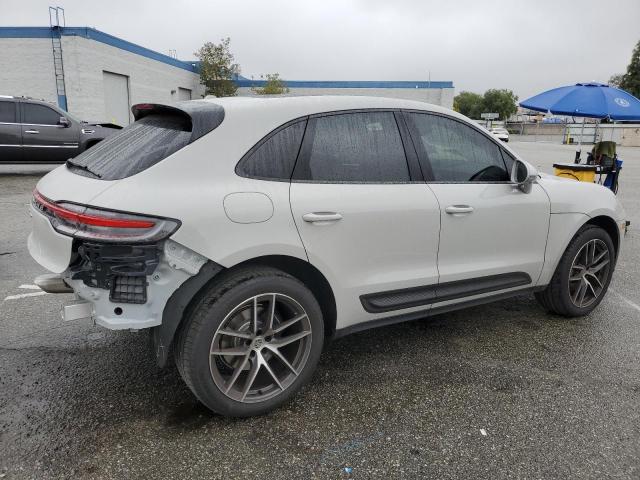 PORSCHE MACAN BASE 2024