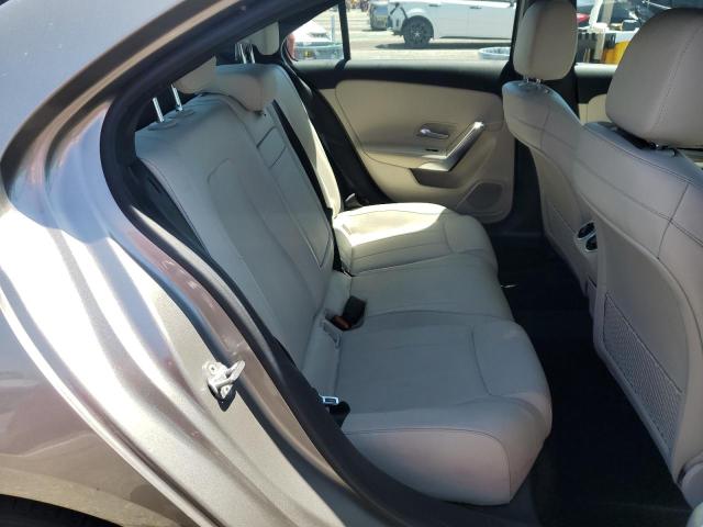 MERCEDES-BENZ A 220 2019