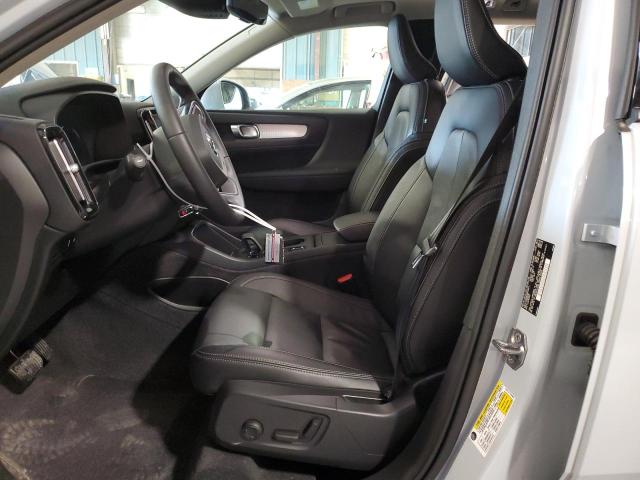 VOLVO XC40 T5 MOMENTUM 2021