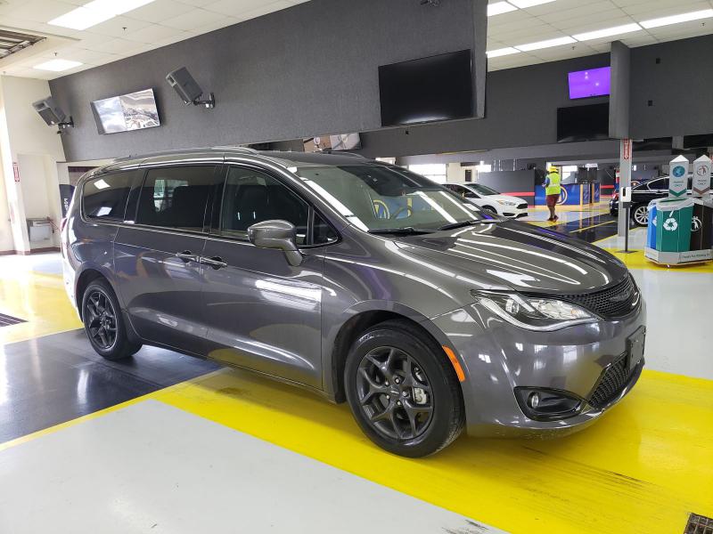 2018 Chrysler Pacifica TOURING L+