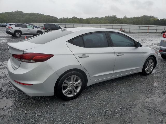 HYUNDAI ELANTRA SE 2017