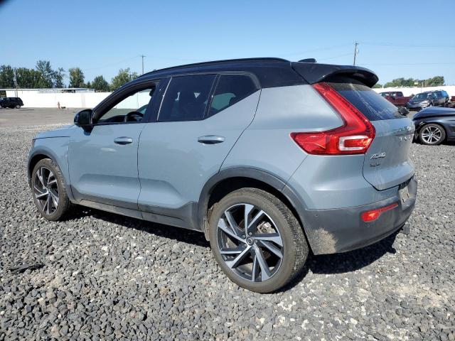 VOLVO XC40 T5 R-DESIGN 2021