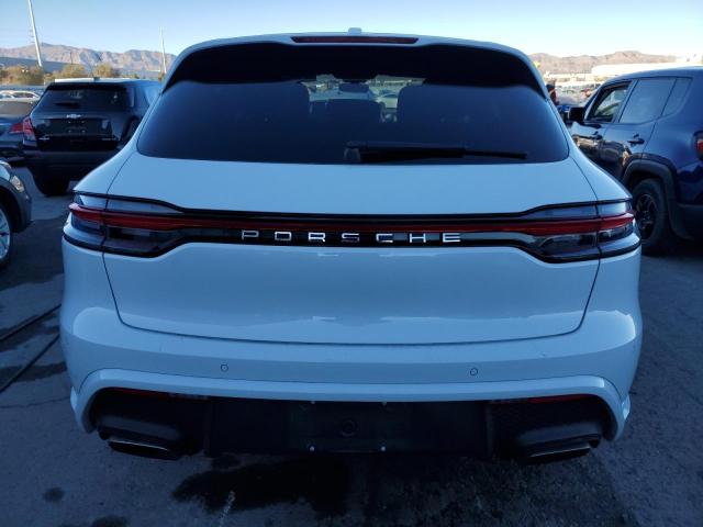 PORSCHE MACAN BASE 2023