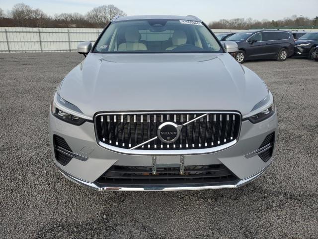 VOLVO XC60 PLUS 2023