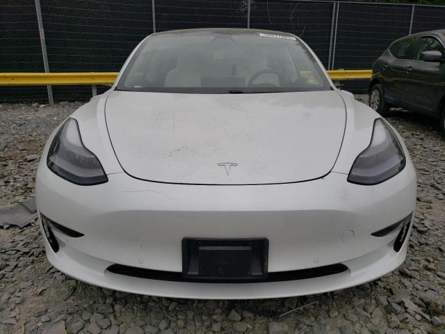 TESLA MODEL 3 2021