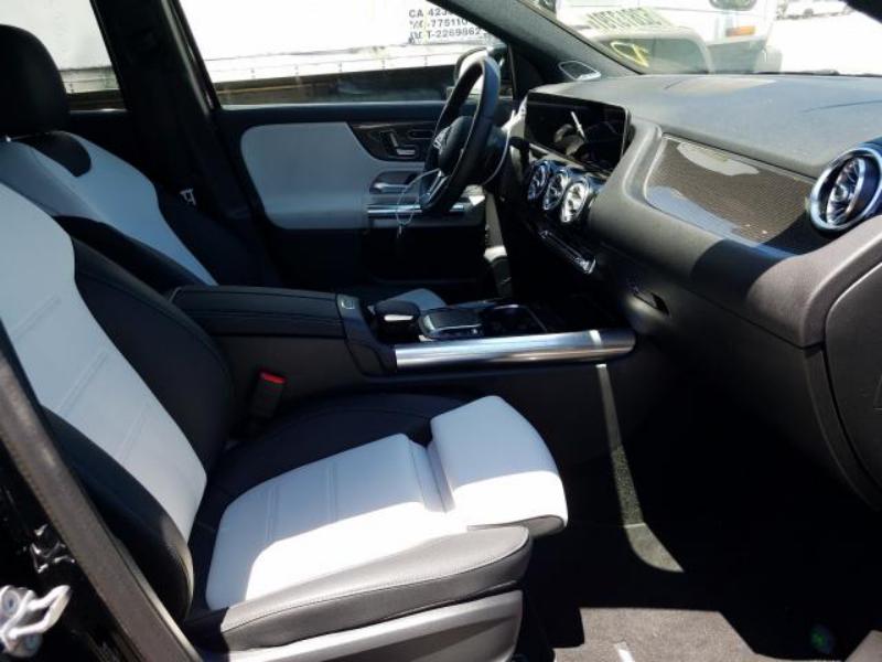 MERCEDES-BENZ GLA 250 4MATIC 2021