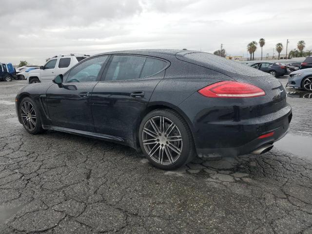 PORSCHE PANAMERA 2 2015