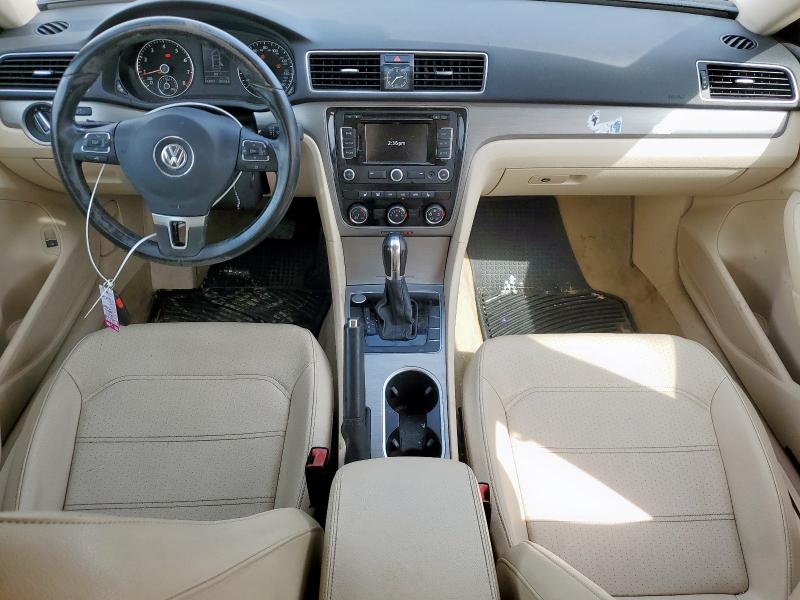 VOLKSWAGEN PASSAT SE 2013