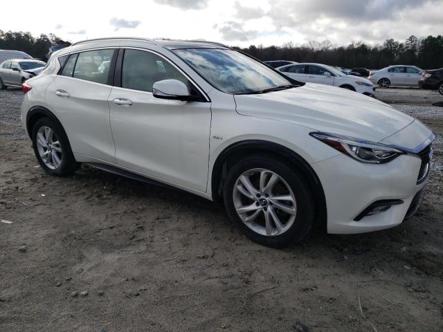 INFINITI QX30 BASE 2017
