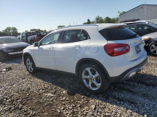 MERCEDES-BENZ GLA 250 2019