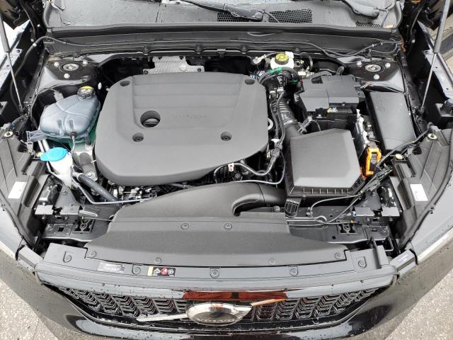 VOLVO XC40 CORE 2024