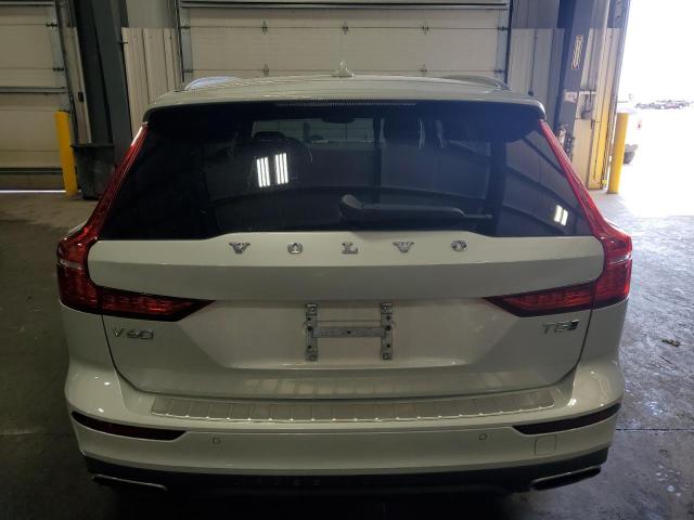 VOLVO V60 CROSS COUNTRY T5 MOMENTUM 2019