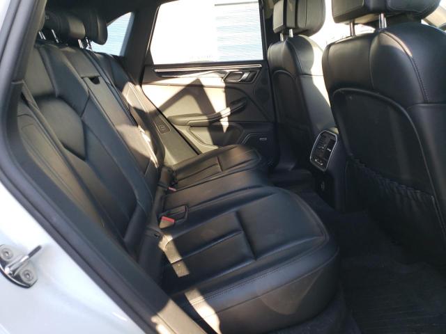PORSCHE MACAN 2018