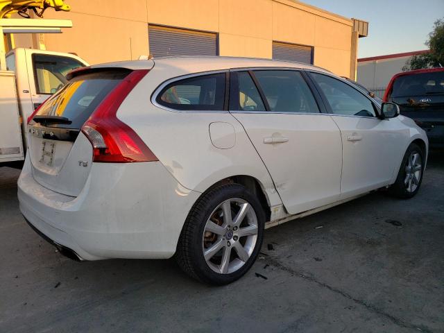 VOLVO V60 T5 PREMIER 2016