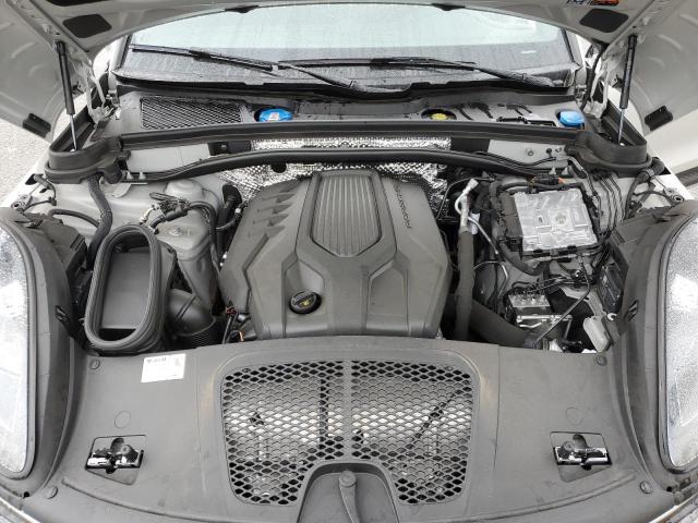 PORSCHE MACAN BASE 2024