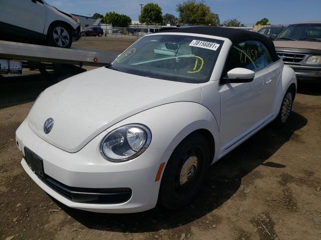 VOLKSWAGEN BEETLE 2013