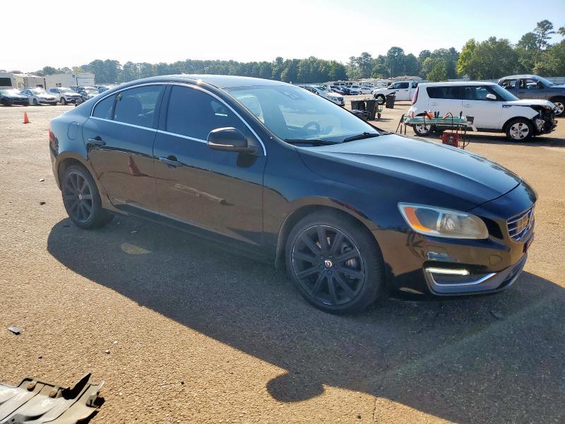 VOLVO S60 PLATINUM 2015