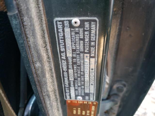 1972 MERCEDES-BENZ 200D