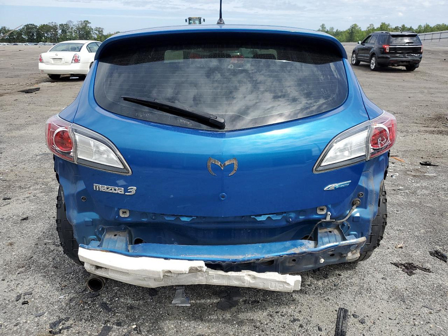MAZDA 3 2013