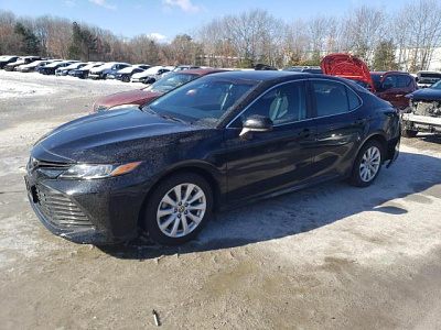 TOYOTA CAMRY LE 2020