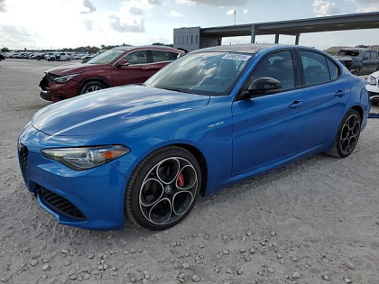 ALFA ROMEO GIULIA TI 2023