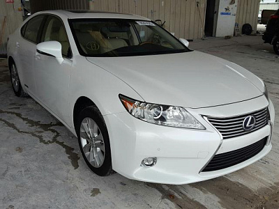 LEXUS ES 300H 2015