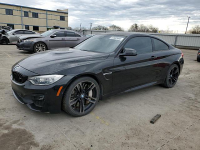 BMW M4 2015