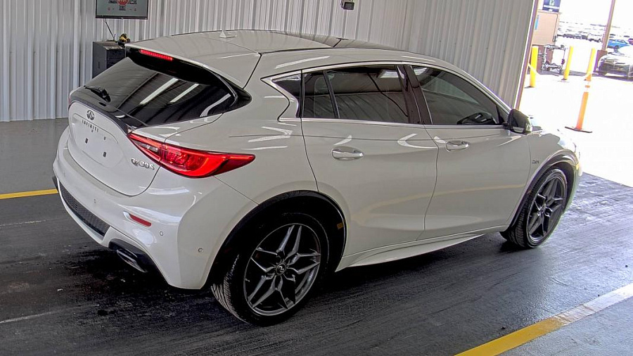 2018 INFINITI QX30 PREMIUM