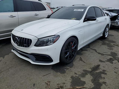 MERCEDES-BENZ C 63 AMG-S 2019
