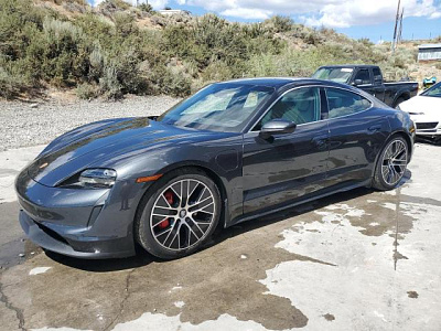 PORSCHE TAYCAN 4S 2021