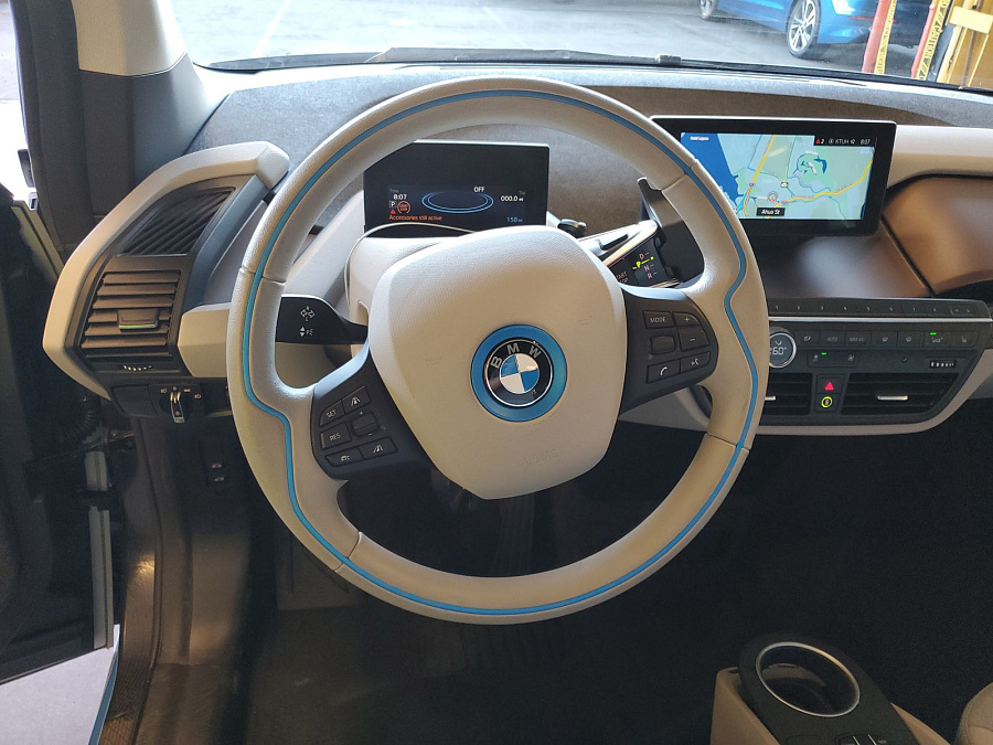 BMW i3 MEGA WORLD 2019
