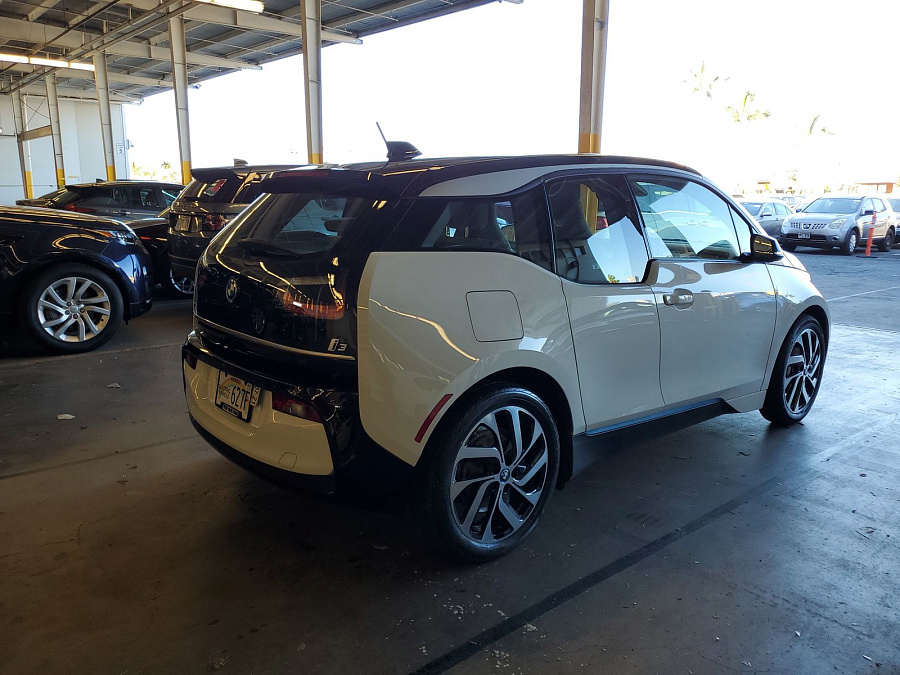 BMW i3 MEGA WORLD 2019