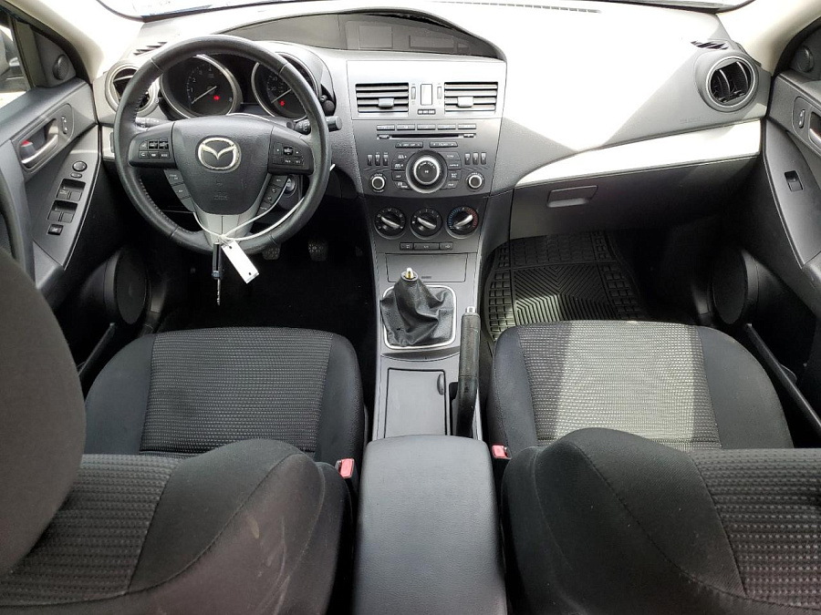MAZDA 3 2013