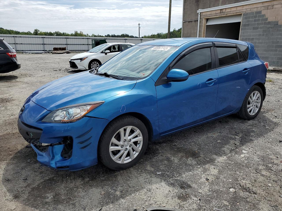 MAZDA 3 2013