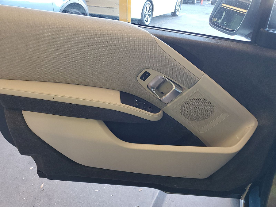 BMW i3 MEGA WORLD 2019