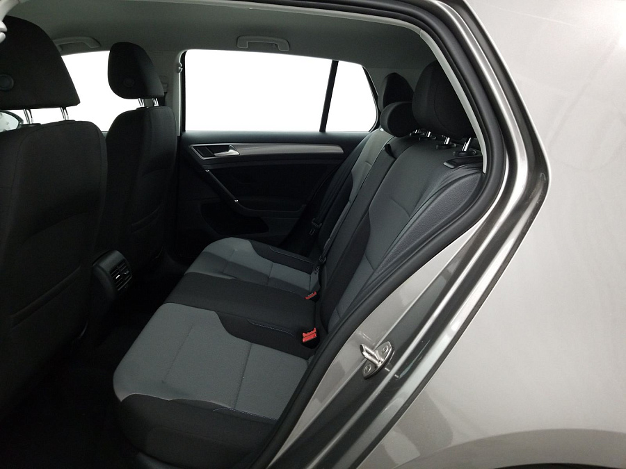 Volkswagen E-golf 2016