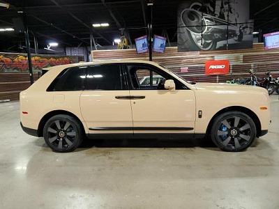 ROLLS-ROYCE CULLINAN 2023