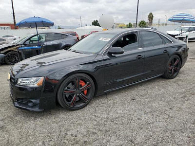 AUDI S8 QUATTRO 2015