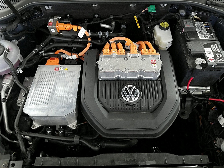Volkswagen E-golf 2016
