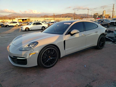 PORSCHE PANAMERA BASE 2021