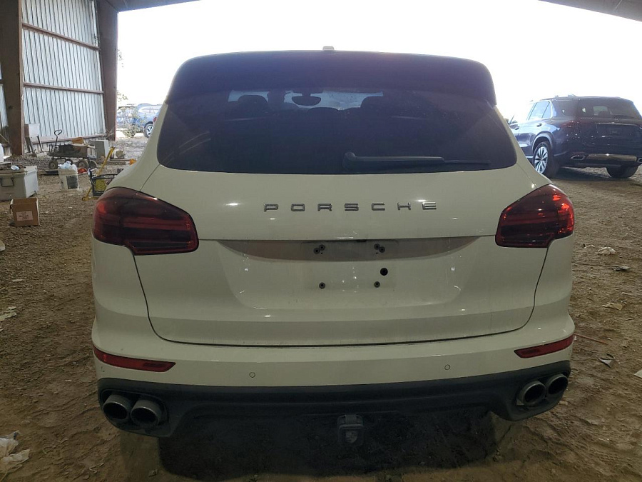 PORSCHE CAYENNE 2015