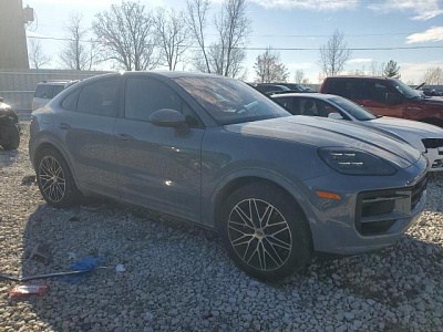 PORSCHE CAYENNE COUPE 2023