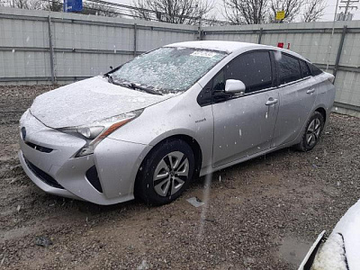TOYOTA PRIUS 2018