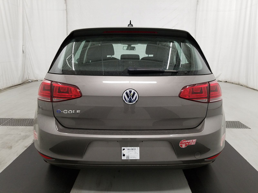 Volkswagen E-golf 2016