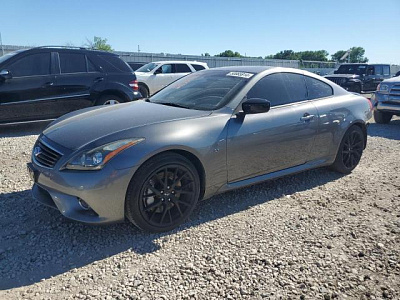 INFINITI Q60 JOURNEY 2015