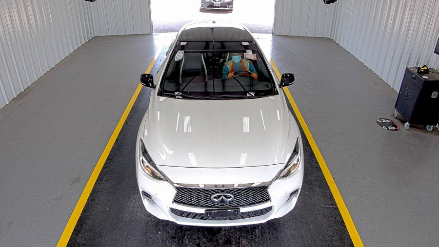2018 INFINITI QX30 PREMIUM