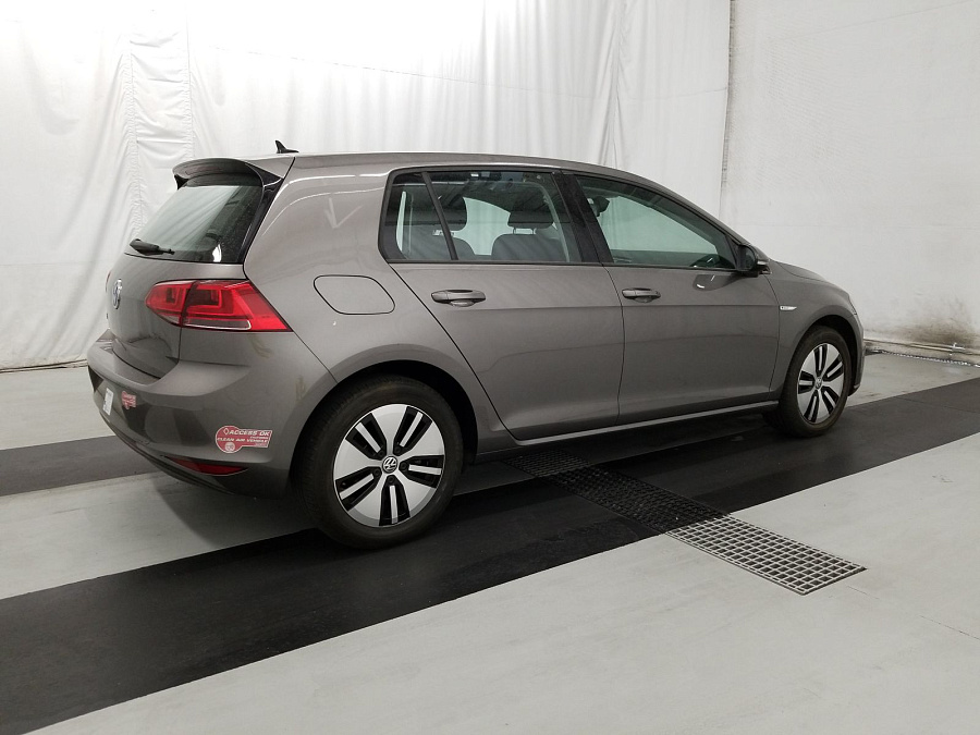 Volkswagen E-golf 2016