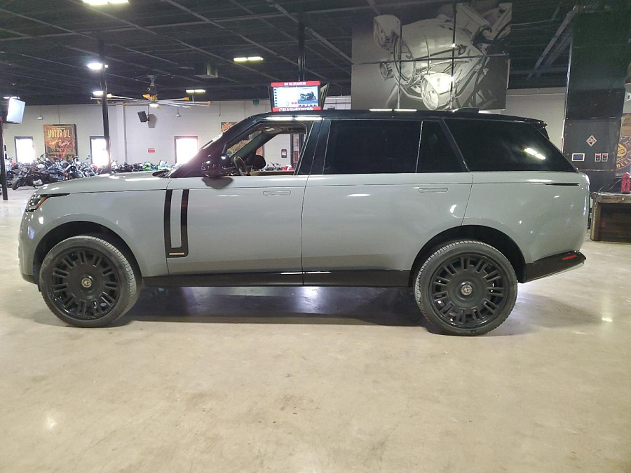 LAND ROVER RANGE ROVER 2023